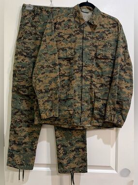 Propper Green Brown Digital Camouflage Field Jacket & Pants.